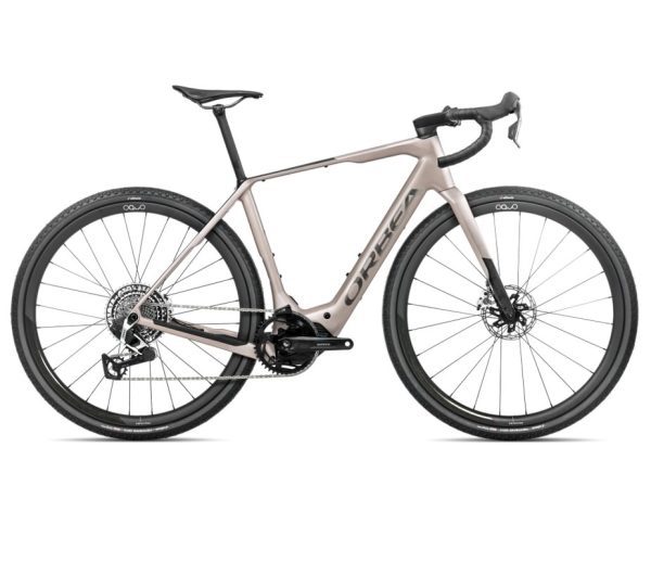 S381TTCC-RC-SIDE-DENNA_M11e - 1200 x 800